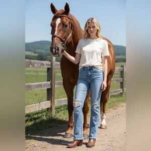 Idyllwind Stylish Distressed Blue Jeans